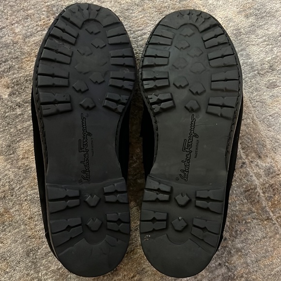 Mens vintage suede Ferragamo loafers - Picture 12 of 15